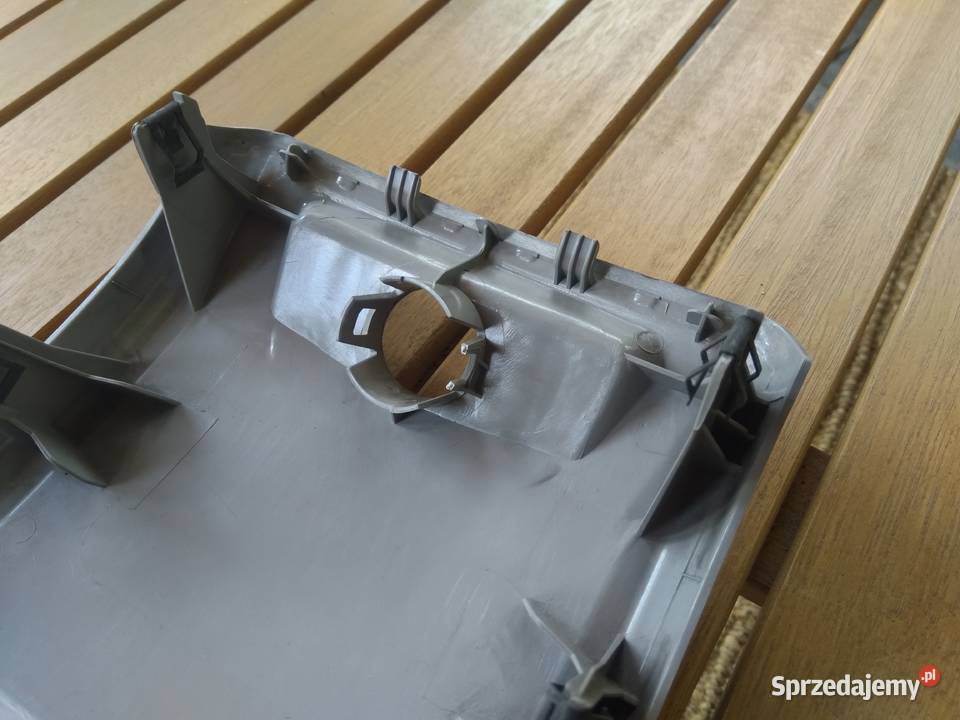 Zaślepka tunelu z gniazdem zapalniczki Volvo S40 Białystok