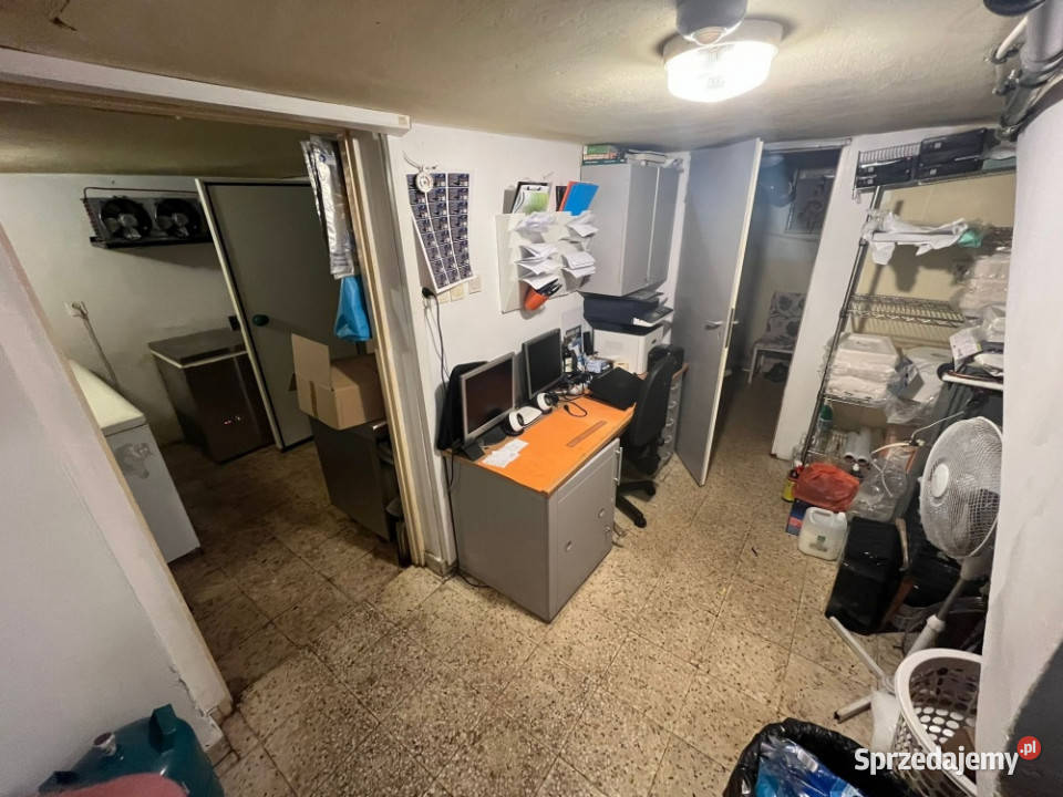 Działka z lokalem usługowym Kraków Krowodrza