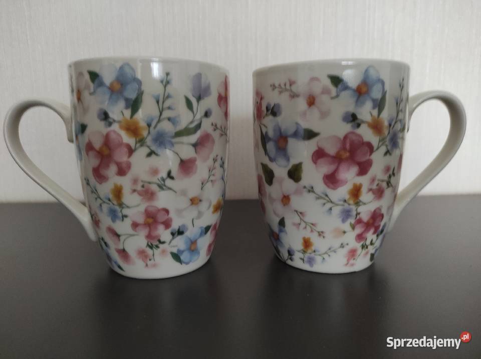 Kubki porcelanowe Nowe Warpechy Stare