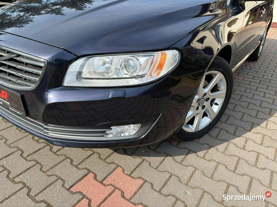Volvo V70 20 D2 Xenony Podgrzewane fotele Zarejestrowany w Polsce Lipówki