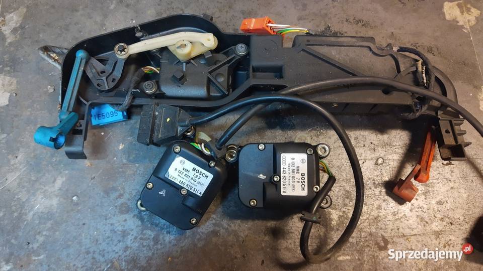 audi a6 c4 s6 c4 lampka podsufitki wysyłka mazowieckie Warszawa sprzedam