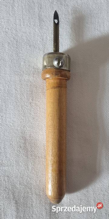 Igła tapicerska do pikowaniadziurkowania