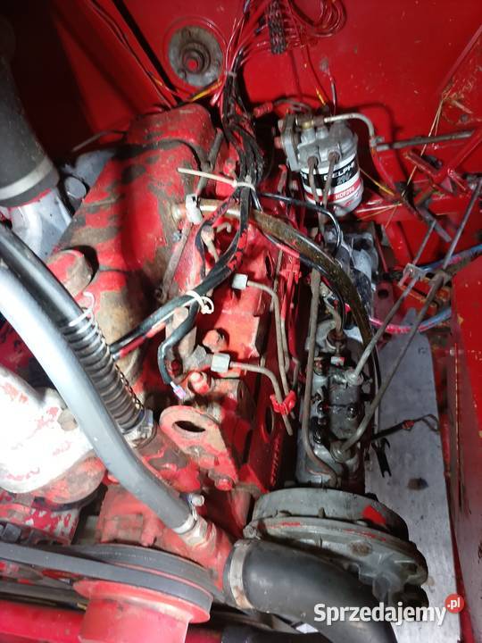 Massey Ferguson 330 kombajn sampo nieuszkodzony Ponikła