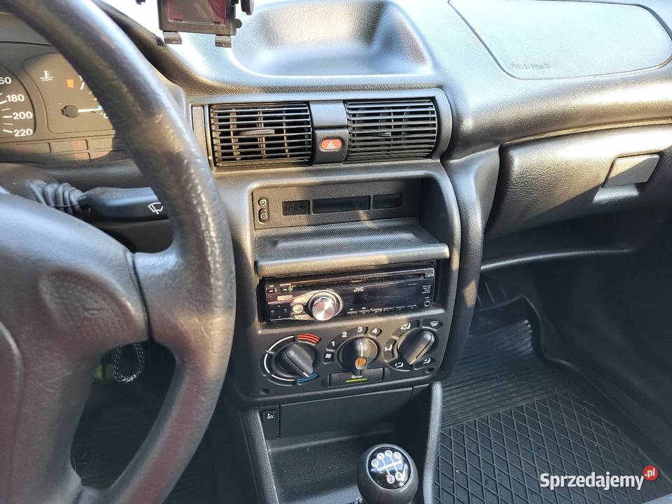 Opel Astrastan kolekcjonerskimały przebieg małopolskie Librantowa