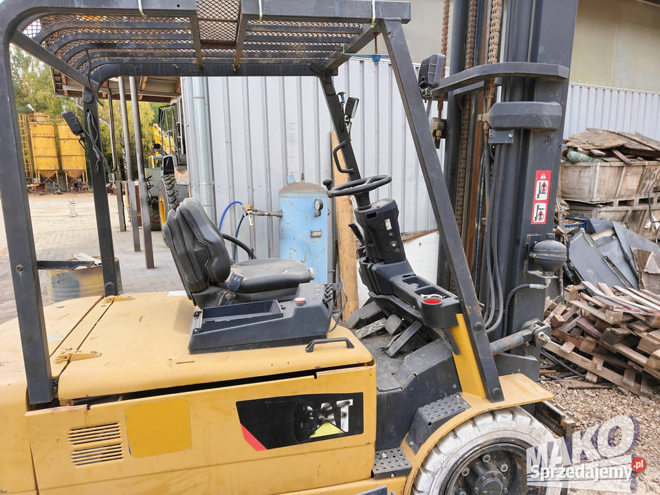 Wózek widłowy Caterpillar EP35KPAC uszkodzony elektryczny Ostrowiec Świętokrzyski sprzedam