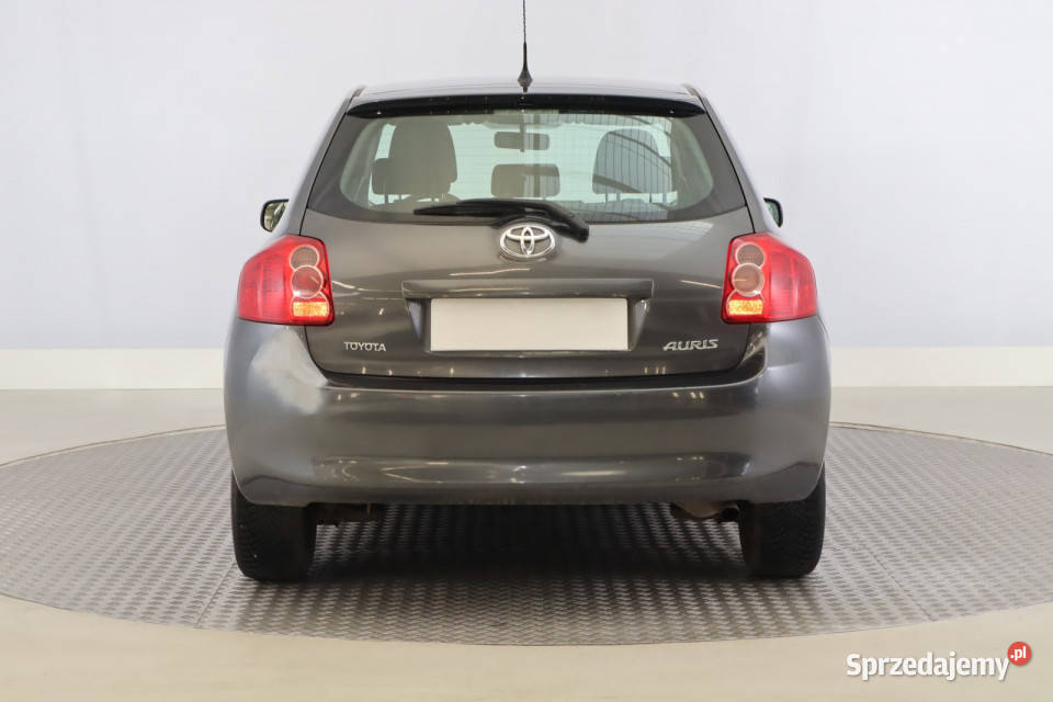 Toyota Auris 16 Dual VVTi światła przeciwmgielne sprzedam