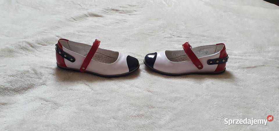 Eleganckie białe półbuty baleriny Bartek rozmiar Balerinki Bibice