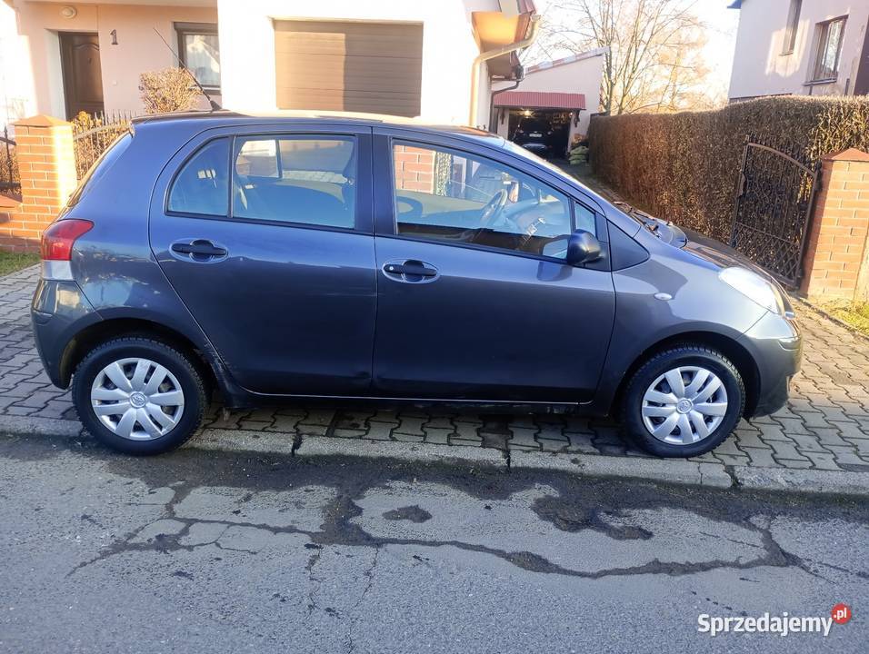 Toyota Yaris lift zamiana Paczków