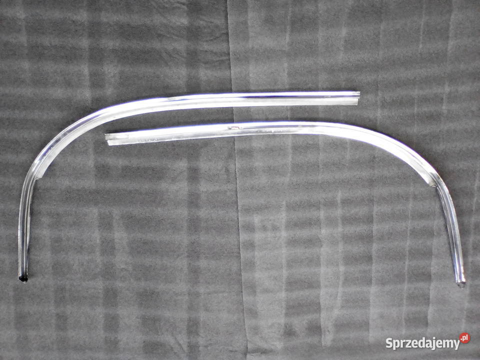 Mercedes W108109 Listwa tylnej szyby dolna Bukownica