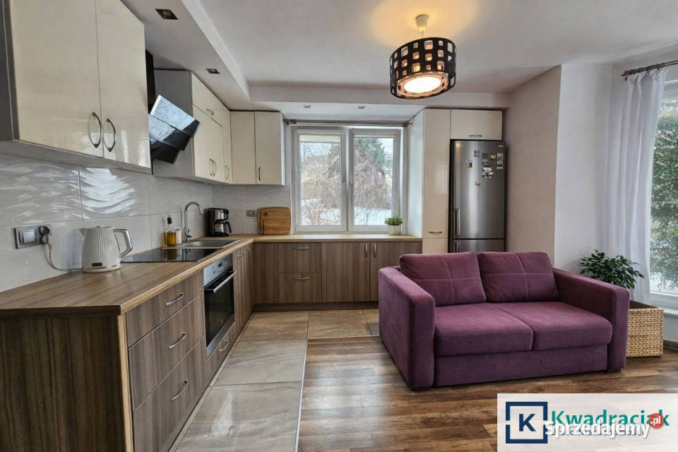 Dom wolnostojący 360m2 Ustrzyki Dolne Lotników asfalt sprzedam