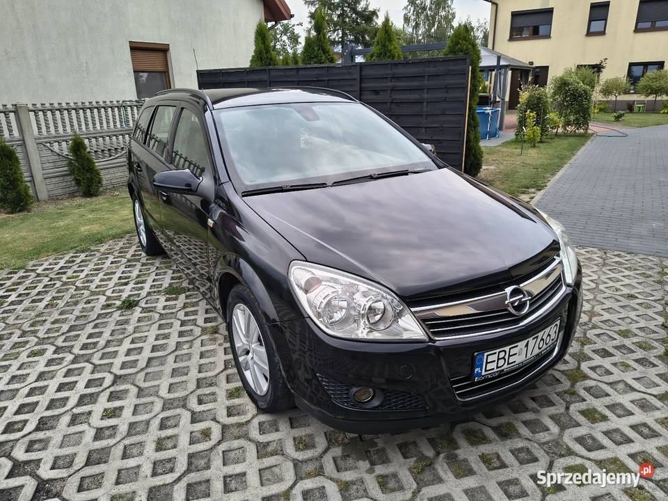 Opel Astra 16 Kombi Glinnik