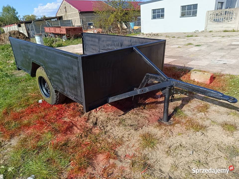 Przyczepka dwukolka ciezka Przyczepy rolnicze Maszyny rolnicze łódzkie Kutno