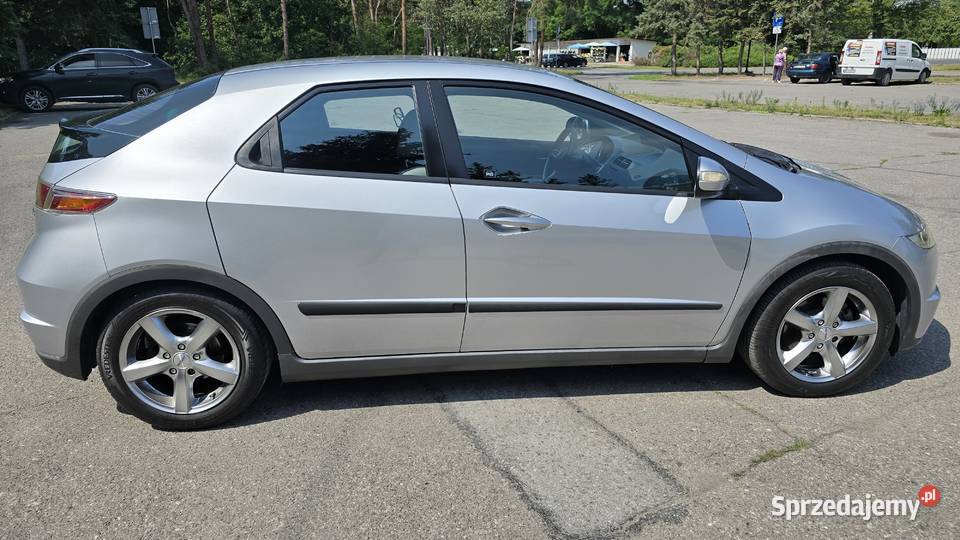 HONDA CIVIC VIII UFO