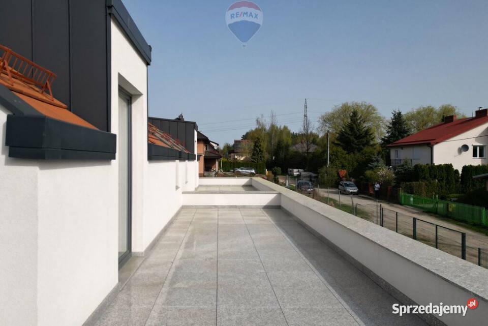 Nowoczesna połowa domu w Wójtowie Wójtowo