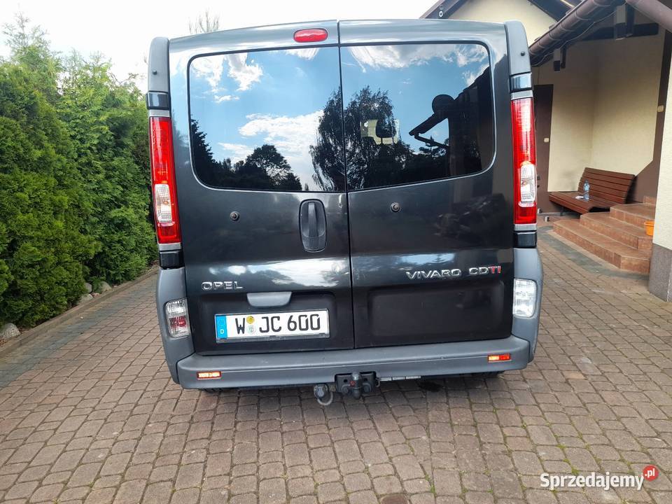 Opel vivaro long 9 osób hak Vivaro Brzesko