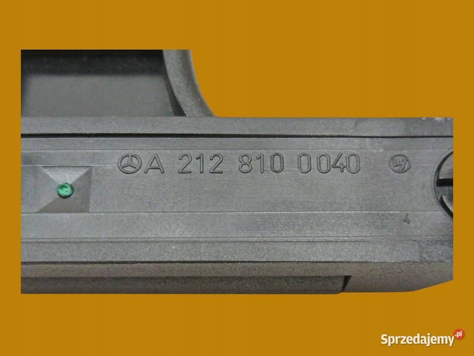 UCHWYTY WIESZAK BAGAŻNIKA A2128100040