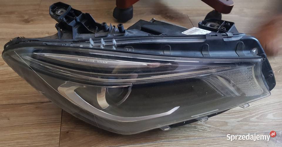 LAMPA Reflektor BIXENON LED Europa MERCEDES CLA Radom