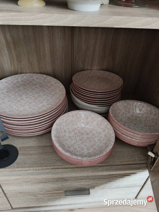 Talerze obiadowe nowe Tychy sprzedam