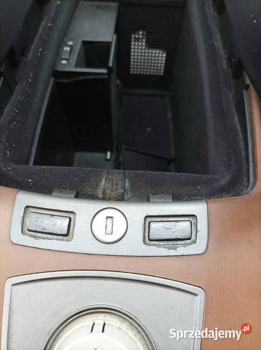 TUNEL ŚRODKOWY PODŁOKIETNIK PRZEŁĄCZNIK Bmw świętokrzyskie sprzedam