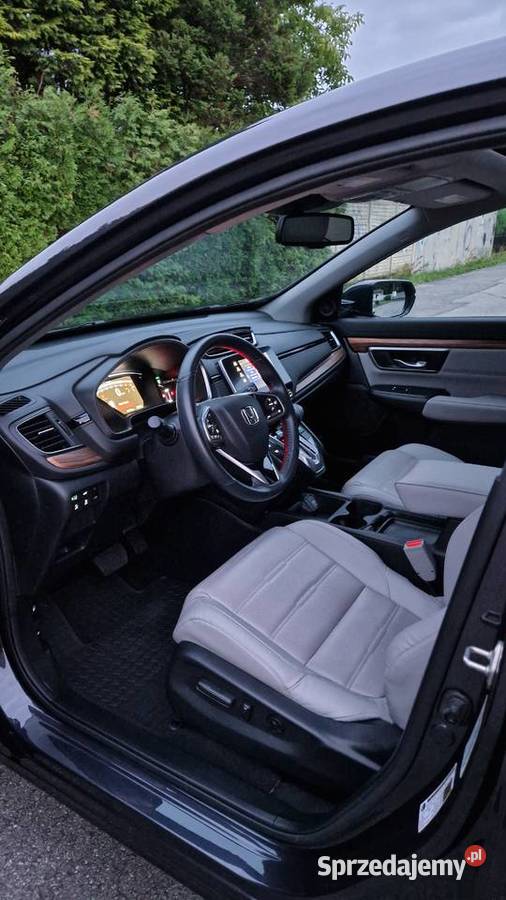 Honda CRV Executive Automat 193 Przebieg 28 Rok produkcji 2019 Katowice