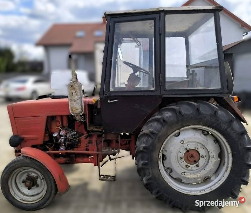 Traktor ciągnik rusek Wladimirec T25 z kabiną Dębica