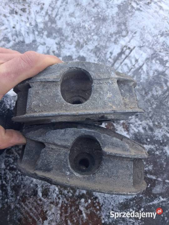 Oryginalne głowice silnika KMZ M72 Leszno