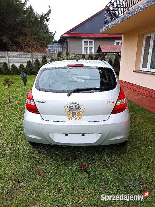 Hyundai i20 14 beznzyna 2011 r STAWOX