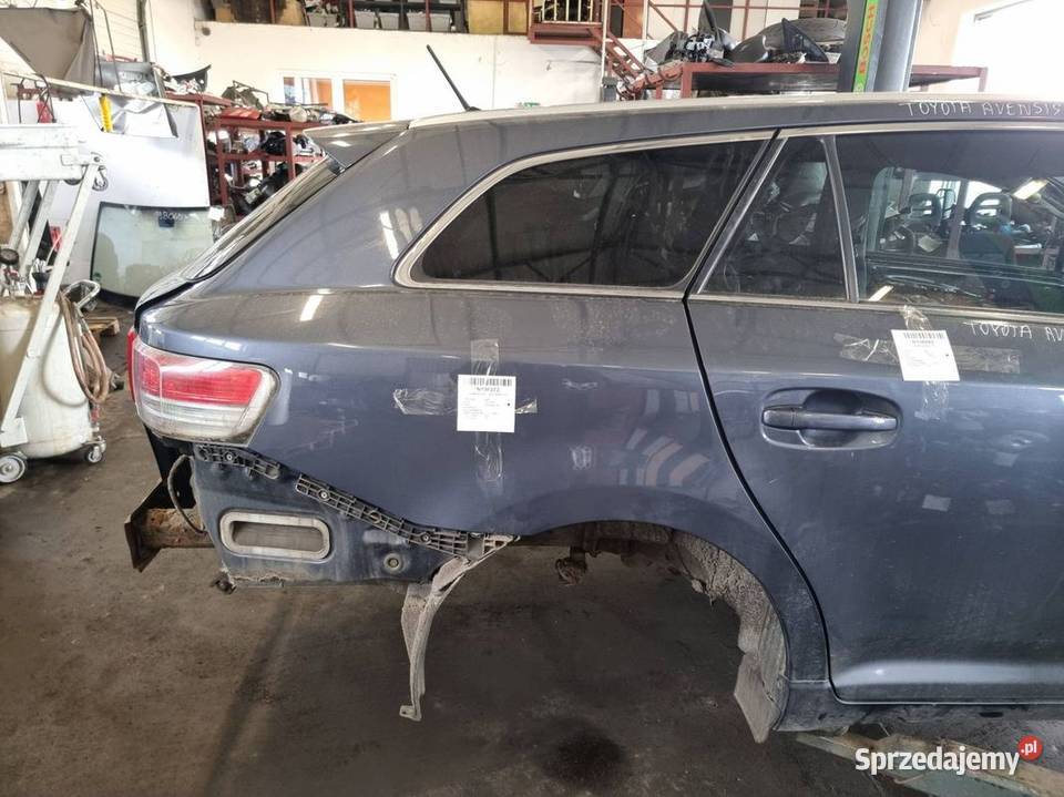 ĆWIARTKA BŁOTNIK PRAWY TYŁ TOYOTA AVENSIS T27 Pozostałe