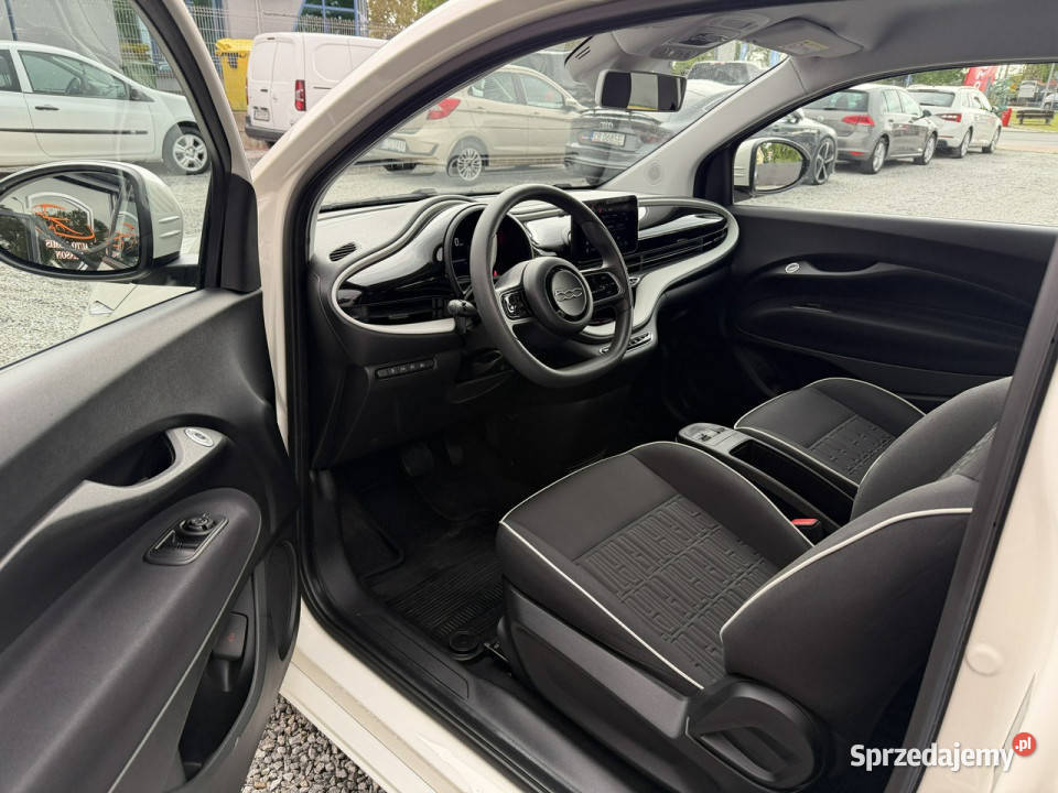 Fiat 500e Polski Salon Gwarancja baterii do 2031 czujnik martwego pola Fiat Bydgoszcz