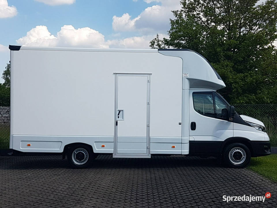 Iveco Daily KONTENER NISKOPODŁOGOWY 444x223x242 immobilizer Poręba