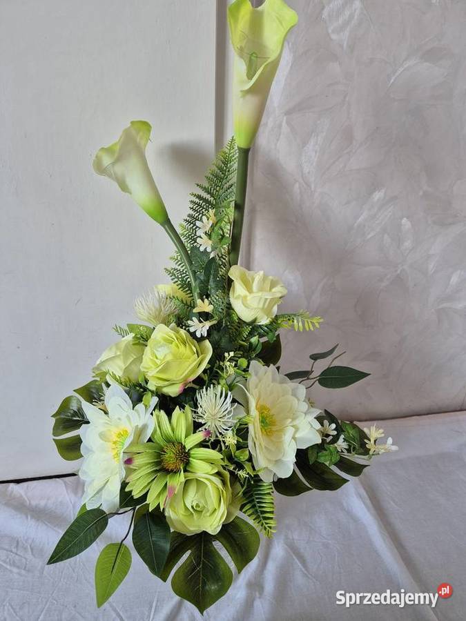 Dekoracja nagrobna w ozdobnym sercu z sentencją Pleszew sprzedam