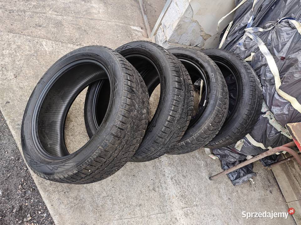 Opony zimowe Nokian 21550 r18 92v Stary Rzechów sprzedam