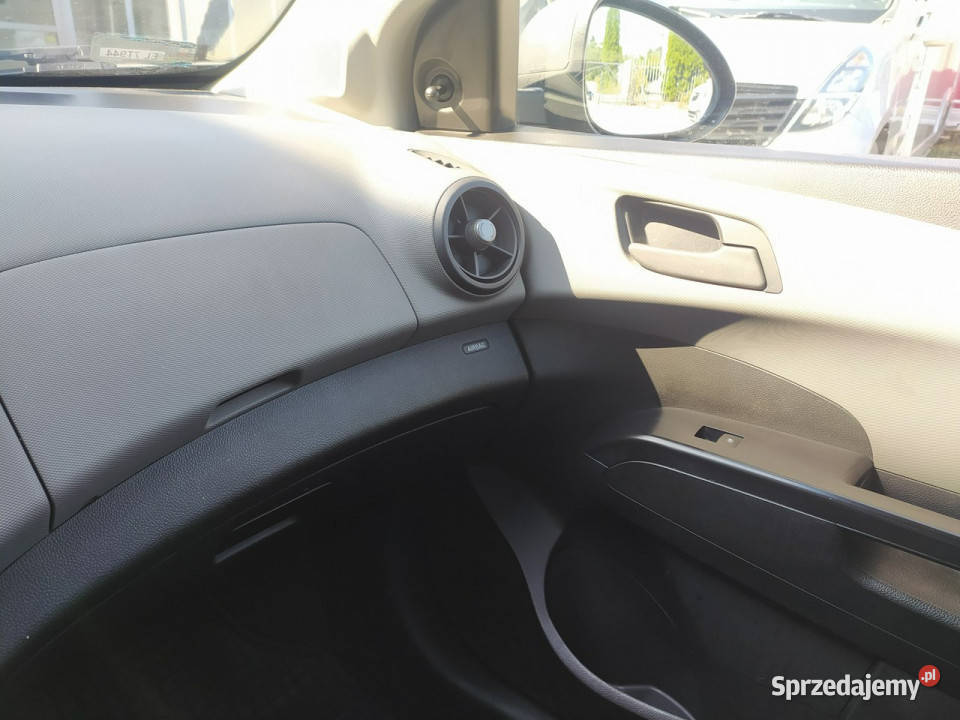 Chevrolet Aveo Chevrolet Aveo LS sedan 12 70 96430km Łódź sprzedam