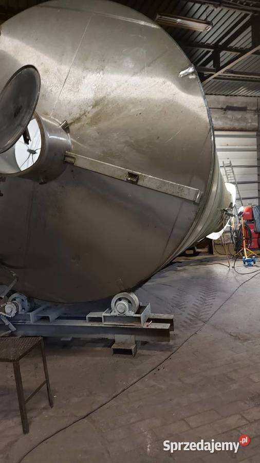 zbiornik kwasoodporny izolowany V 50m3 z Wtelno