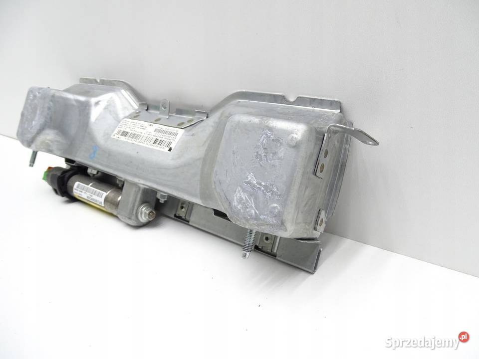 PODUSZKA AIRBAG KOLANOWA 204860200 MERCEDES W204 sprzedam