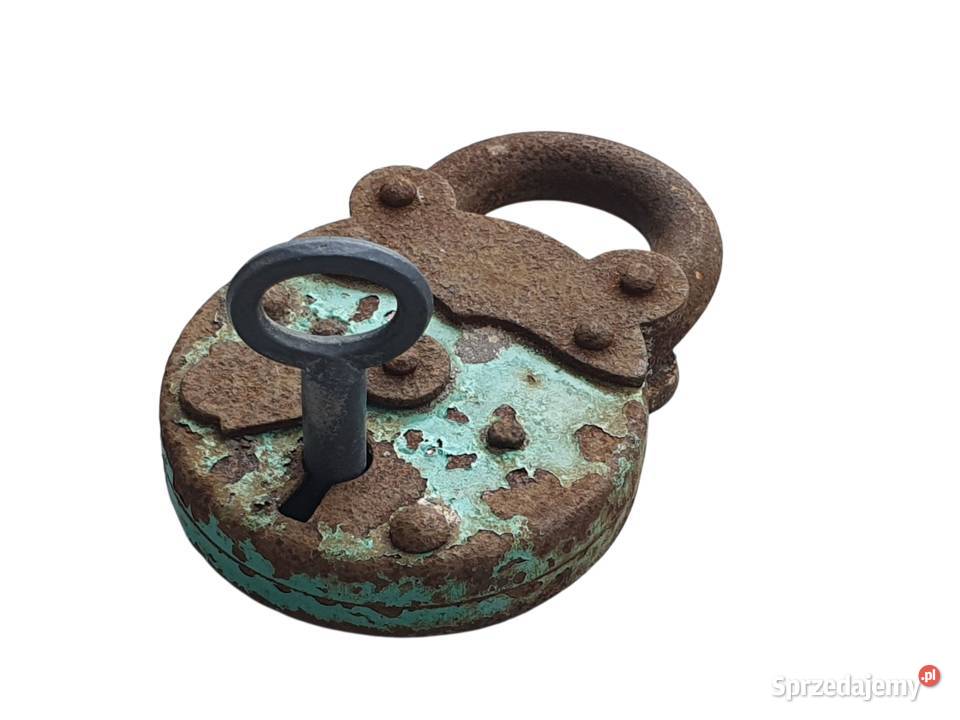 Stara metalowa masywna kłódka z kluczem lata Cieszyn sprzedam