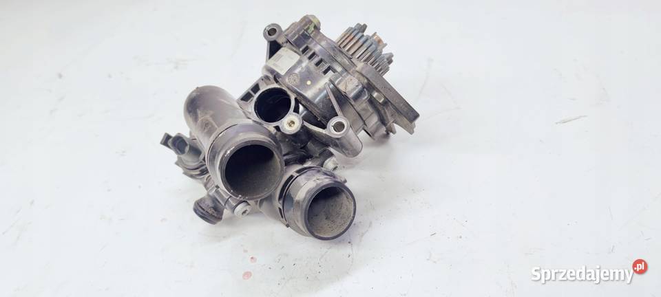 POMPA WODY AUDI A3 A4 A5 18 20 TFSI 06H121026BA
