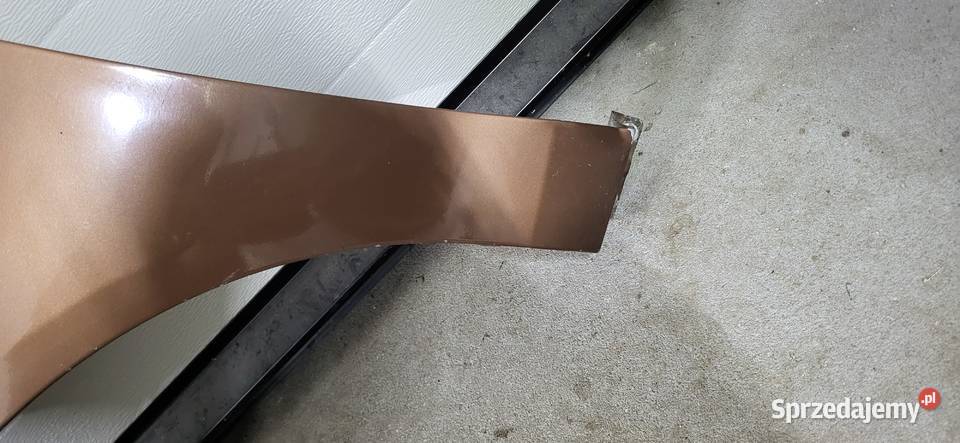 Sprzedam błotniki ford b Narol sprzedam