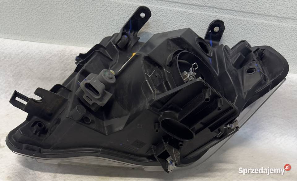 Lampa prawy przód Nissan Navara D40 Lift 1014 prawe Jasienica