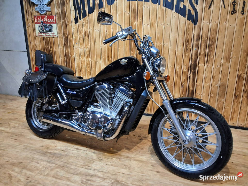 Suzuki Intruder Piekny motocykl idealny na Stare Miasto