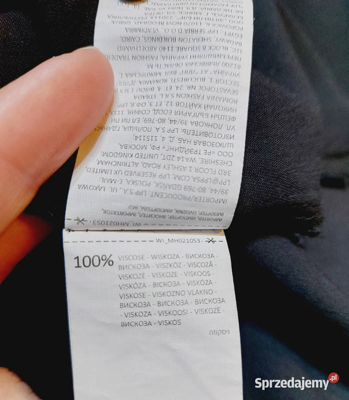 Czarna sukienka koszulowa z kołnierzykiem rękaw Spódnice i sukienki Złoczew