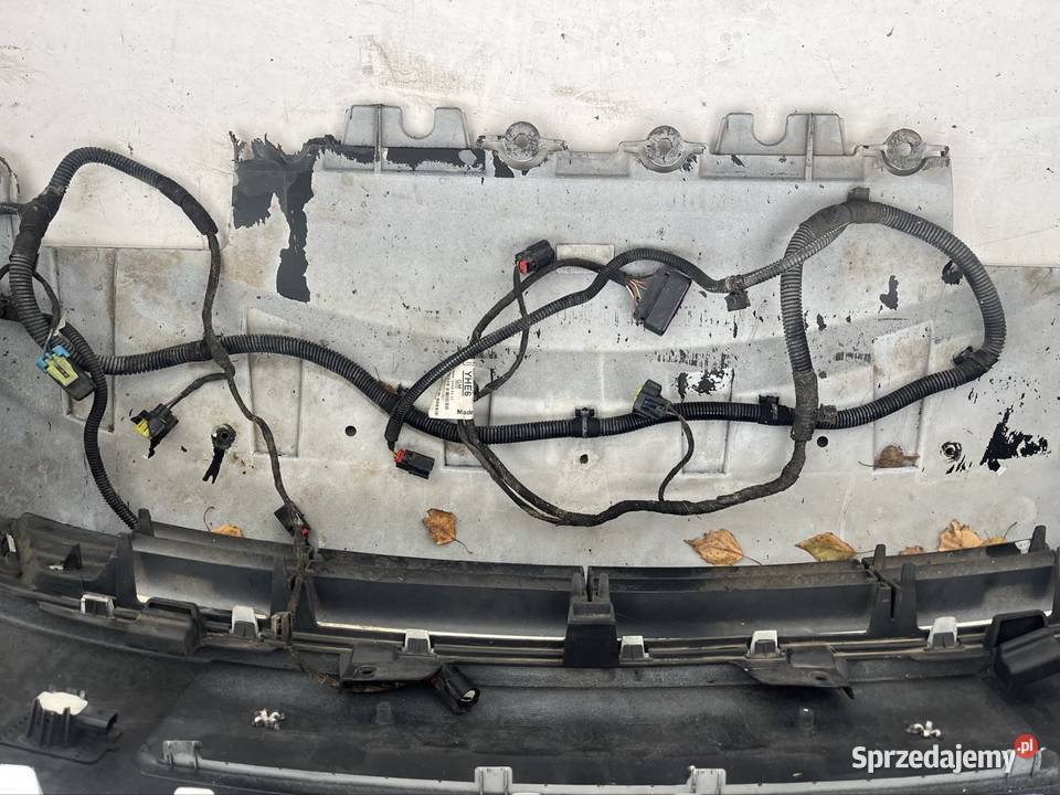 Zderzak przedni Opel zafira C lift 2017 Mielec