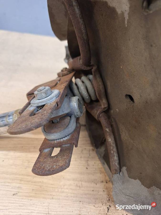 Komar sztywniak komar 2320 siedzenie podkarpackie Krzywcza