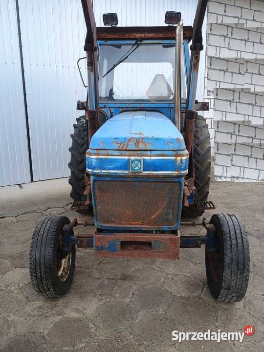 traktor Leyland 255 z ładowaczem czołowym Końskowola