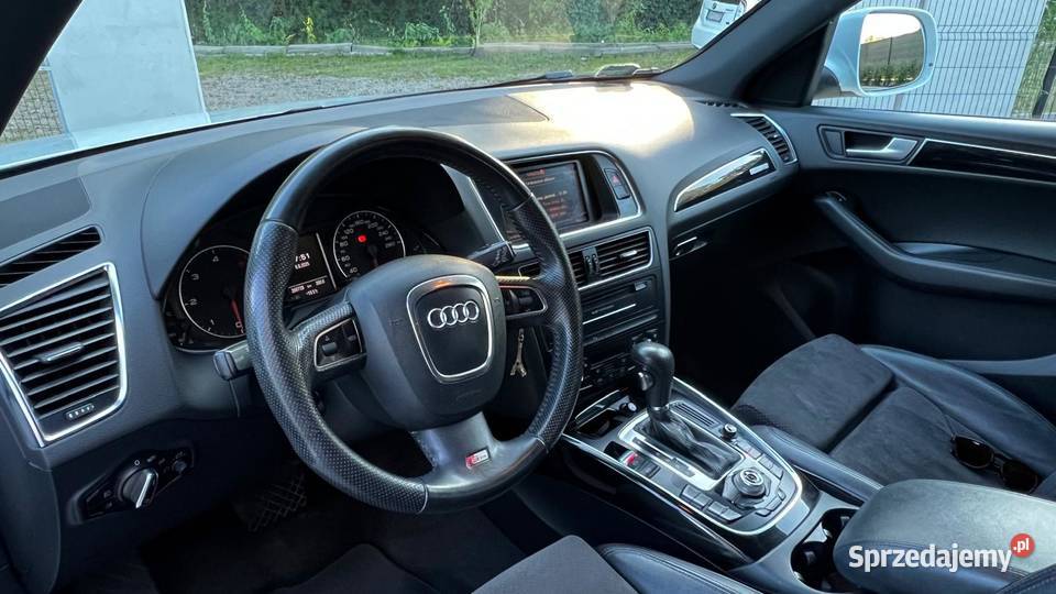 Audi Q5 krajowy bezwypadkowy pełny serwis SLine czujnik parkowania małopolskie Kraków