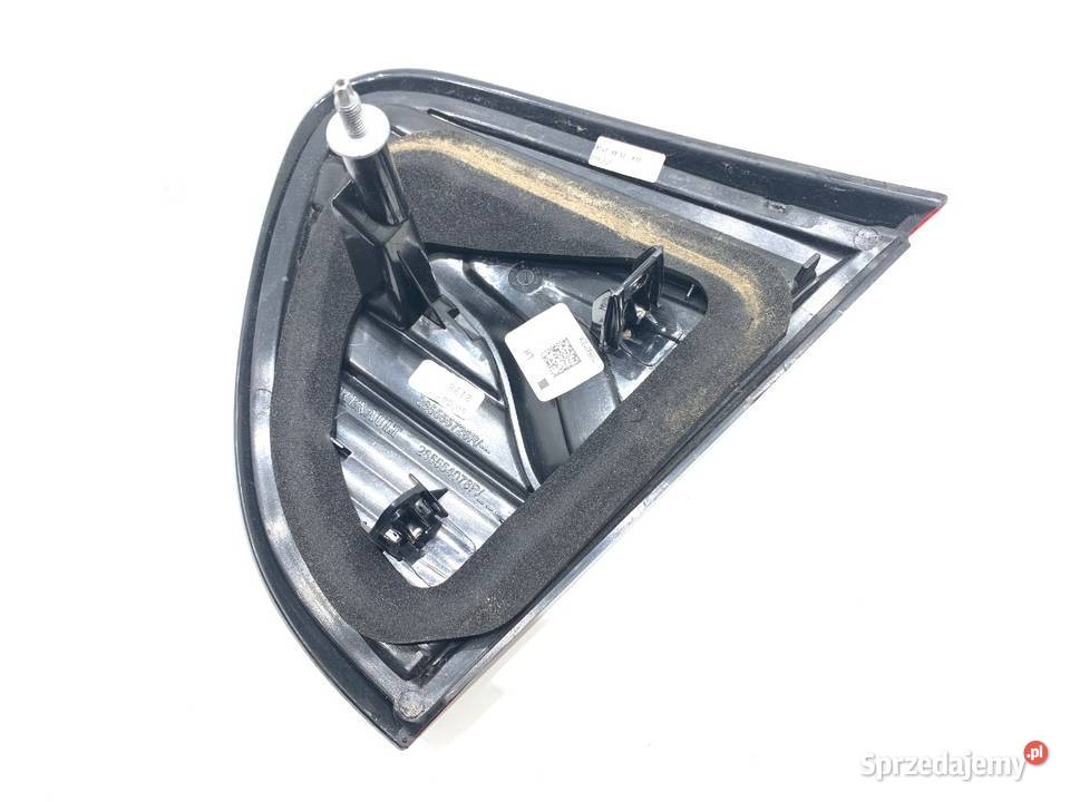 LAMPA TYŁ LEWA WEWNĘTRZNA RENAULT CAPTUR I