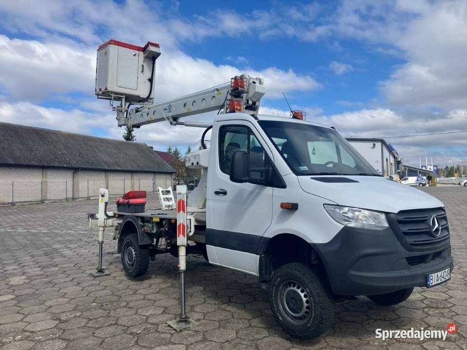 Podnośnik koszowy Bumar PTM16E27 Mercedes Łyski