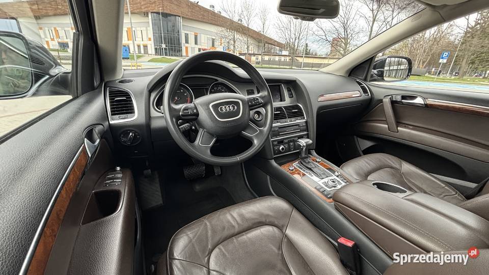 Audi Q7 30 TFSI Quattro 7 osób Panorama