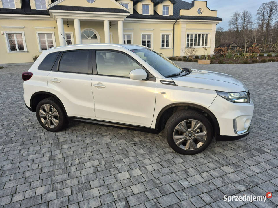 Suzuki Vitara 14 benzyna kamera navi 10945 FULL Samochody osobowe lubelskie Drelów