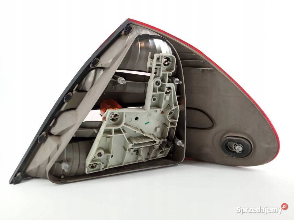 LAMPA TYŁ LEWA SEDAN MercedesBenz Eklasa III Oświetlenie